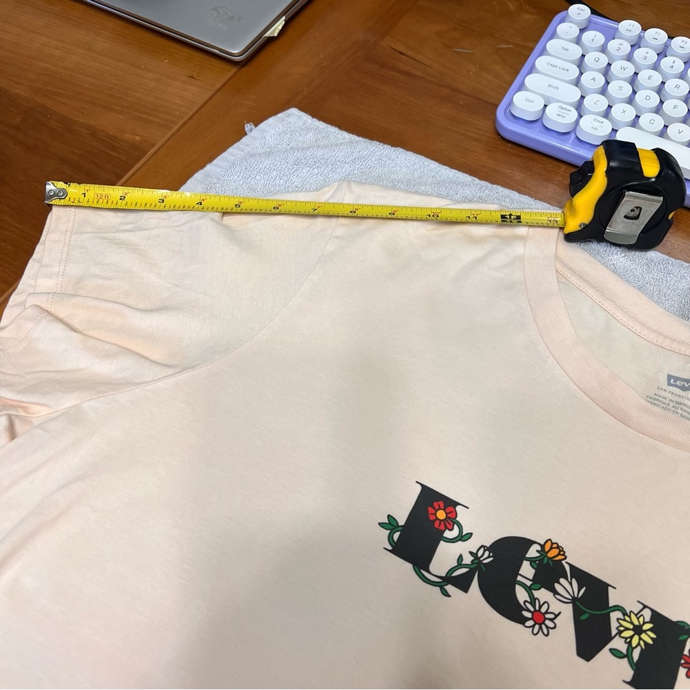 Levi’s Peach Color T-Shirt Size 3X - Picture 6 of 10